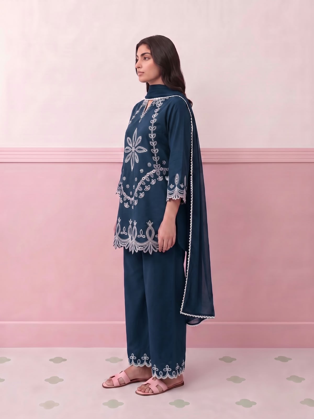 Midnight Bloom – Embroidered 3-Piece