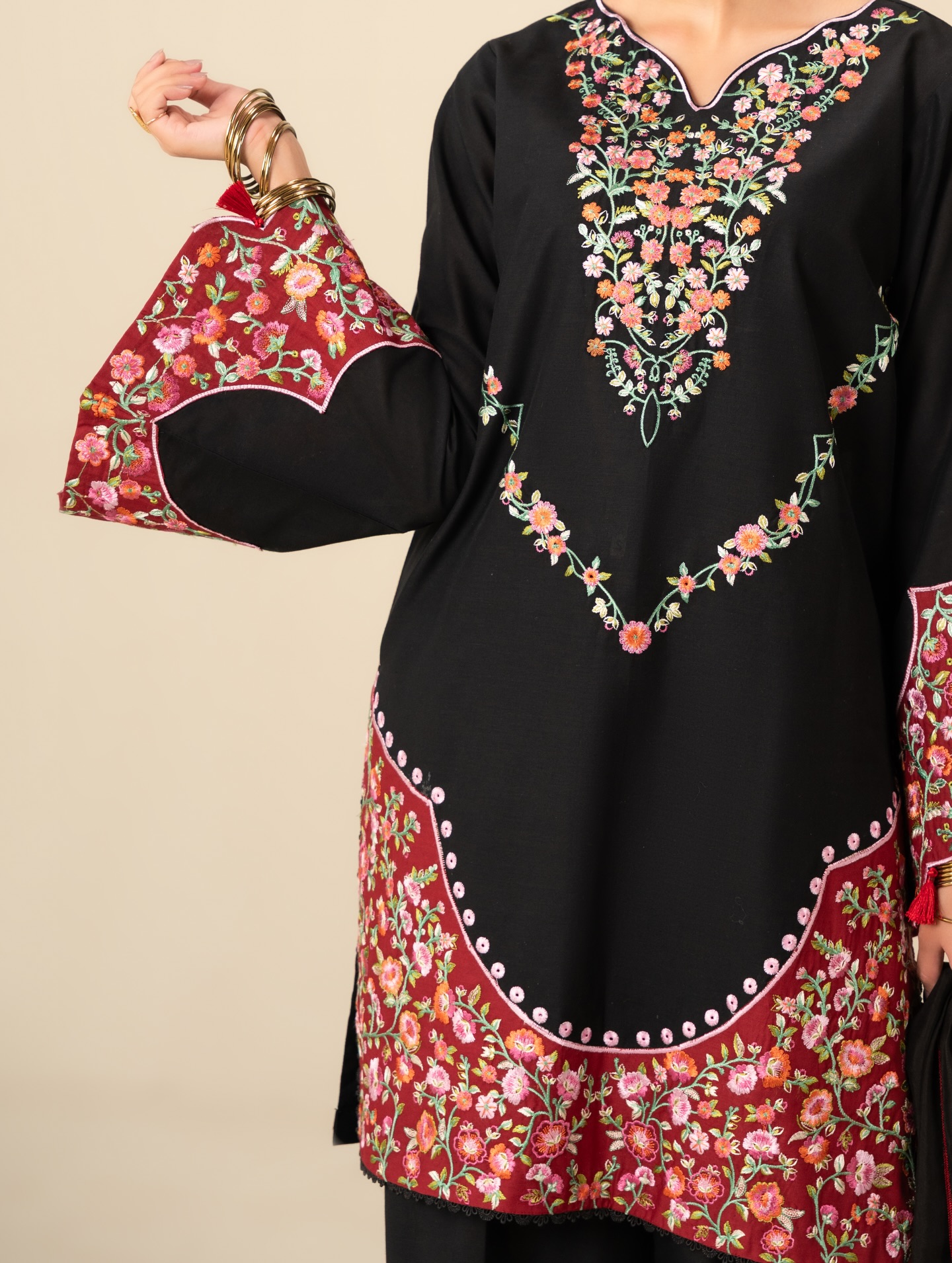 Midnight Floral Elegance